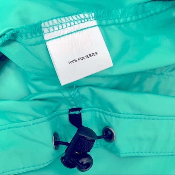 Peter Millar men E4 golf Hoodie. Small for me but perfect condition great color - Picture 7 of 8